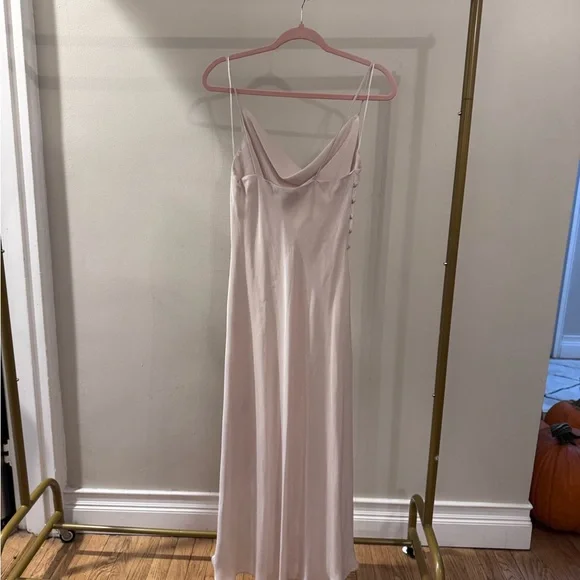 Zara Chic Backless Ivory Slip Dress - Picture 3 of 3